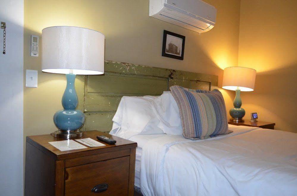 William Watson Hotel (Adults Only) Pittsfield Luaran gambar